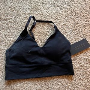 Alphalete sports bra